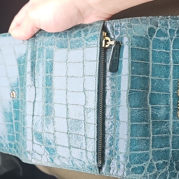 Miu Miu RARE blue green wallet size & color!💯 - Picture 11 of 14